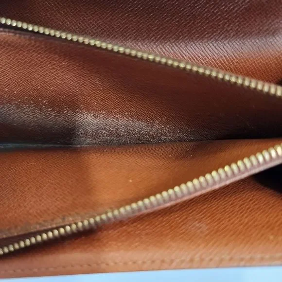 #2 Authentic LOUIS VUITTON vintage monogram Sarah long bifold wallet